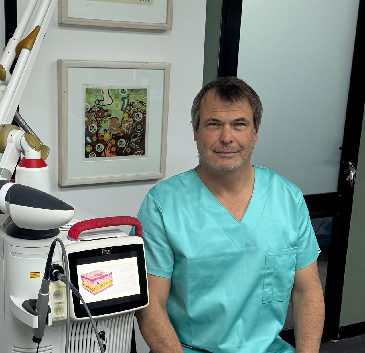 Dr Scott Barker with Fotona Laser